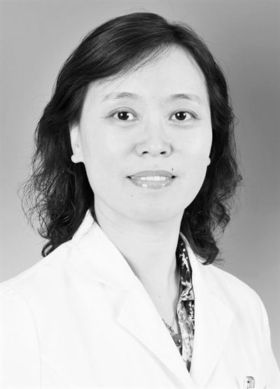 婦產科醫(yī)生張軍介紹產婦分娩后腰腿痛原因及恢復方法