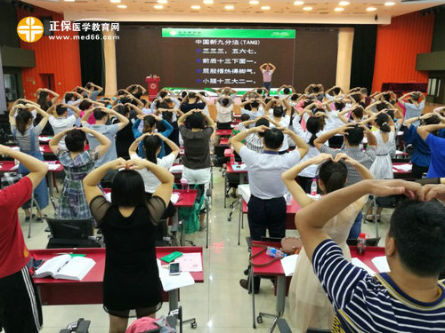 學員積極參與課堂互動，現(xiàn)場反響非常強烈