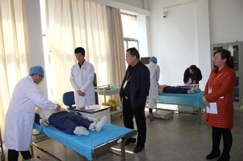 濱醫(yī)附院組織2019第一次臨床專(zhuān)業(yè)執(zhí)業(yè)醫(yī)師分階段技能模擬考試