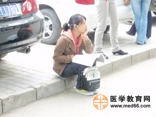 初級護(hù)士/初級護(hù)師/中級主管護(hù)師考試